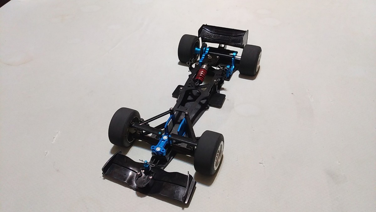 タミヤ F104 - PROⅡシャーシ 未走行品 中古ボディ、サーボ シャーシ