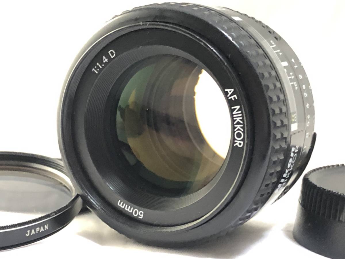 美品✨ニコン AF 50mm F1.4D❤️背景ぼかし完璧! 美品✨ニコン AF 50mm F1.4D❤️背景ぼかし完璧!
