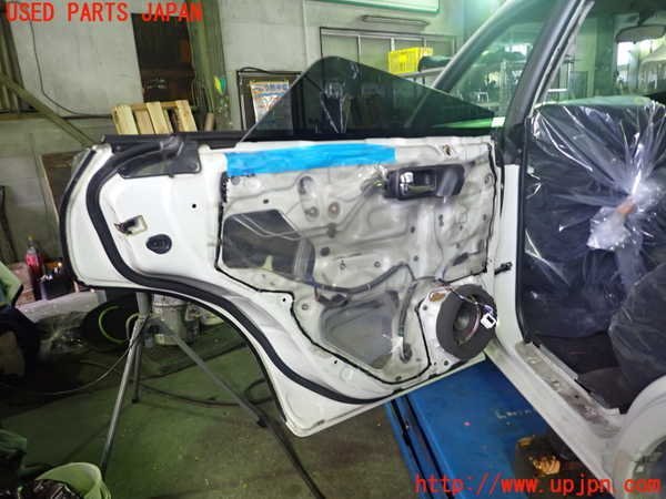 5UPJ-91931320]ステージア オーテックバージョン260RS(WGNC34(改))左後