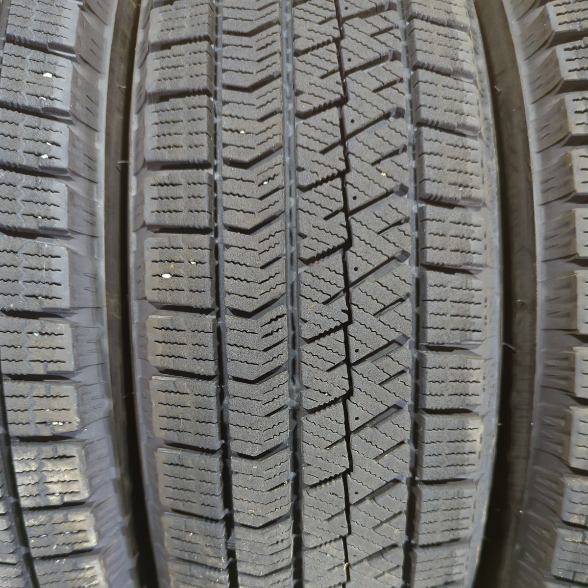 155/65R14 ブリヂストン　スタッドレス　4本セット 155⁄65r14 ブリヂストン 155/65R14 スタッドレスタイヤ 2本セット