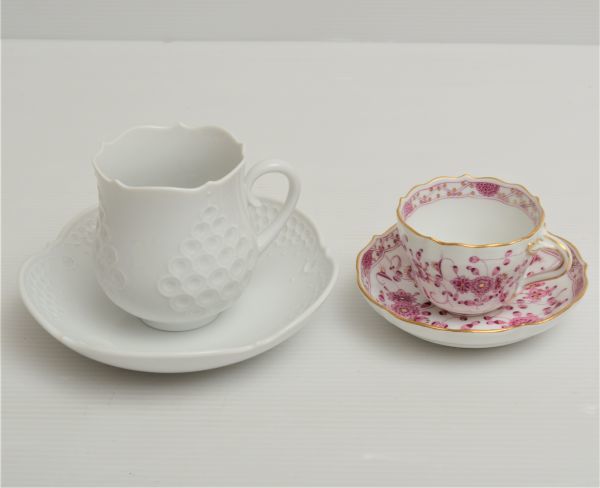  N708J94T//Meissen マイセン 食器 カップ&ソーサー セット / ホワイトレリーフ / インドの華 2種セット 箱なし(マイセン)｜売買されたオークション情報、yahooの商品情報をアーカイブ公開 - オー マイセン