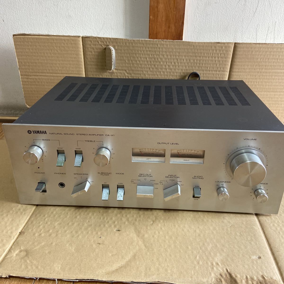 YAMAHA プリメインアンプ CA-X1 ヤマハ NATURAL SOUND STEREO