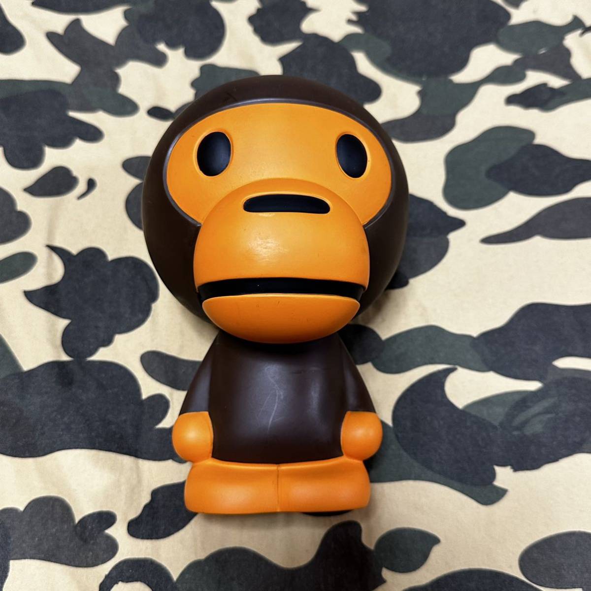 baby milo coin bank figure BAPE マイロ エイプ A BATHING APE 貯金箱