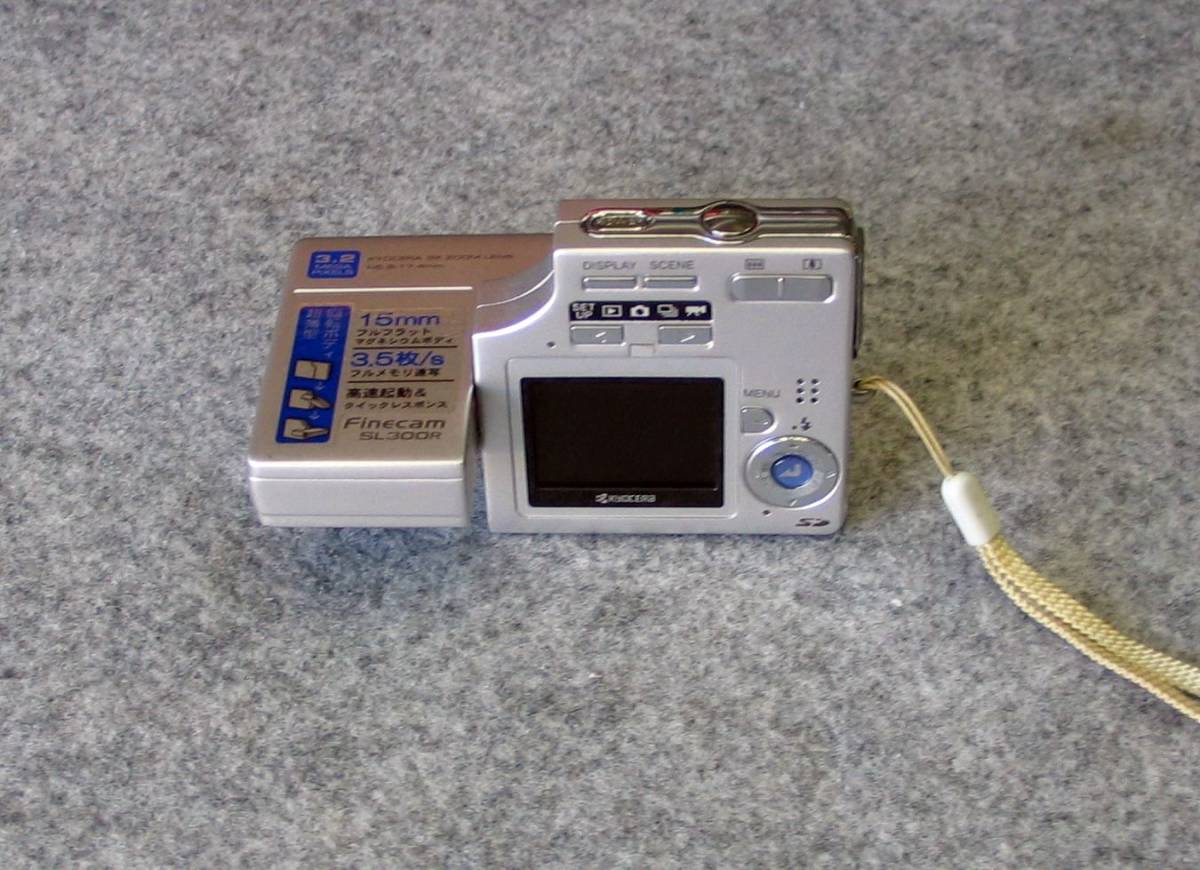 京セラ　Finecam SL300R デジタルカメラ 本体　予備バッテリー付き お得，大人気】 京セラ KYOCERA Finecam SL300R 現状品