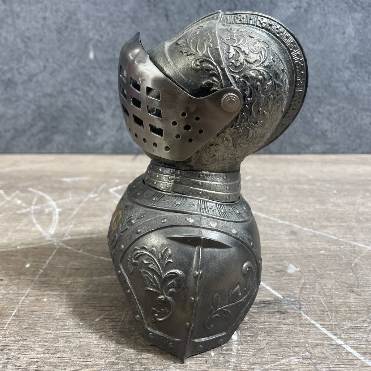 ニッカ 甲冑ボトルキャップ NIKKA/ニッカ ボトルキャップ GG 甲冑 騎士 ボトルカバー 古酒 お酒
