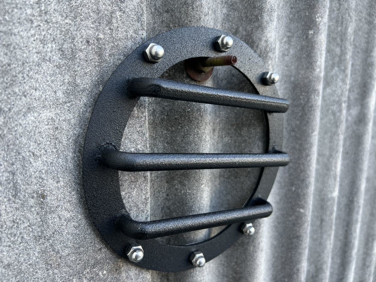 ダイハツ　タフト　給油口カバー