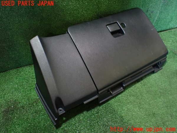 1UPJ-94297516]スカイライン GT-R(BCNR33 R33系)グローブボックス1 中古
