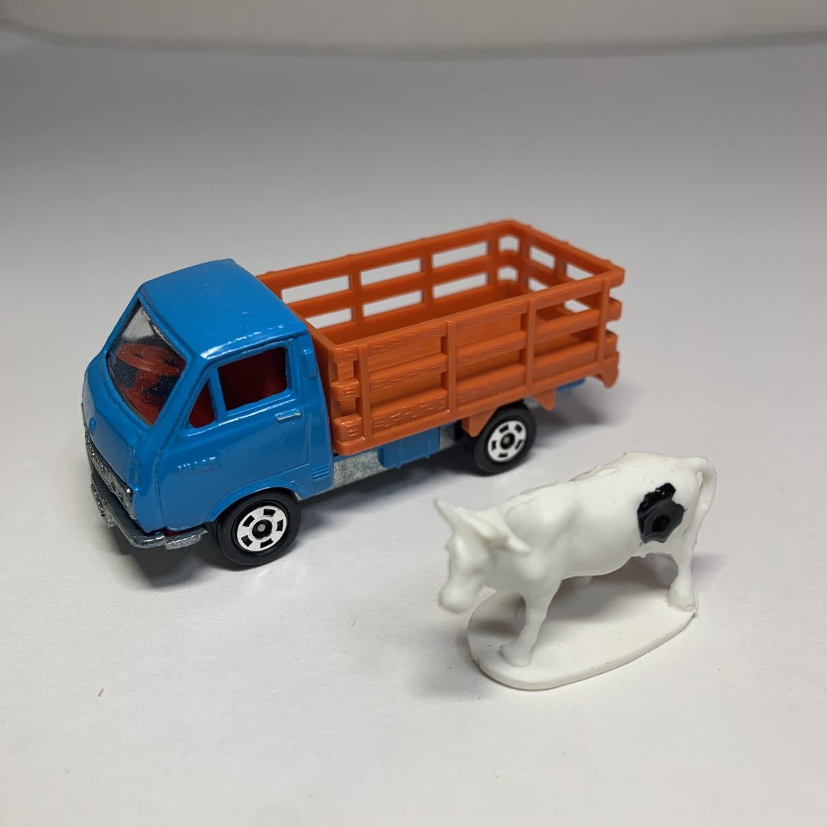 数量限定，格安 1円〜【希少】トミカ 黒箱#50 トヨタ ハイエース牧場