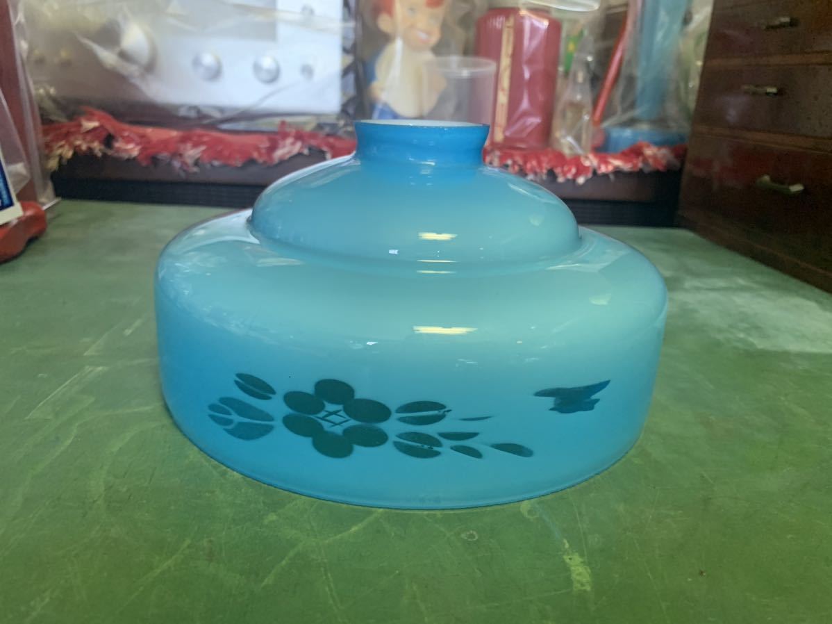 昭和レトロ　大正ロマン　青　ガラス　ブルー　電笠　ランプ　セード　傘　乳白青白ガラス　駄菓子屋　氷コップ　ペロペロ　透かし　入り_2