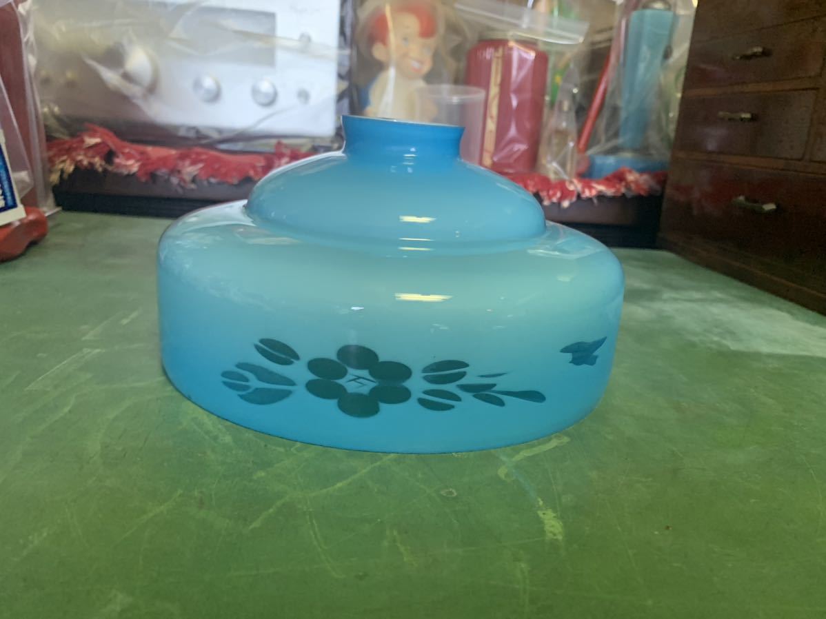 昭和レトロ　大正ロマン　青　ガラス　ブルー　電笠　ランプ　セード　傘　乳白青白ガラス　駄菓子屋　氷コップ　ペロペロ　透かし　入り_3