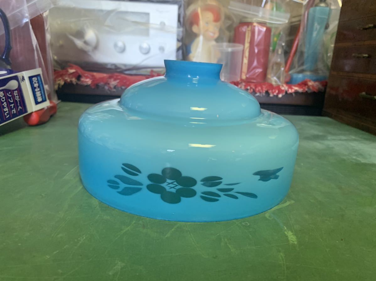 昭和レトロ　大正ロマン　青　ガラス　ブルー　電笠　ランプ　セード　傘　乳白青白ガラス　駄菓子屋　氷コップ　ペロペロ　透かし　入り_4