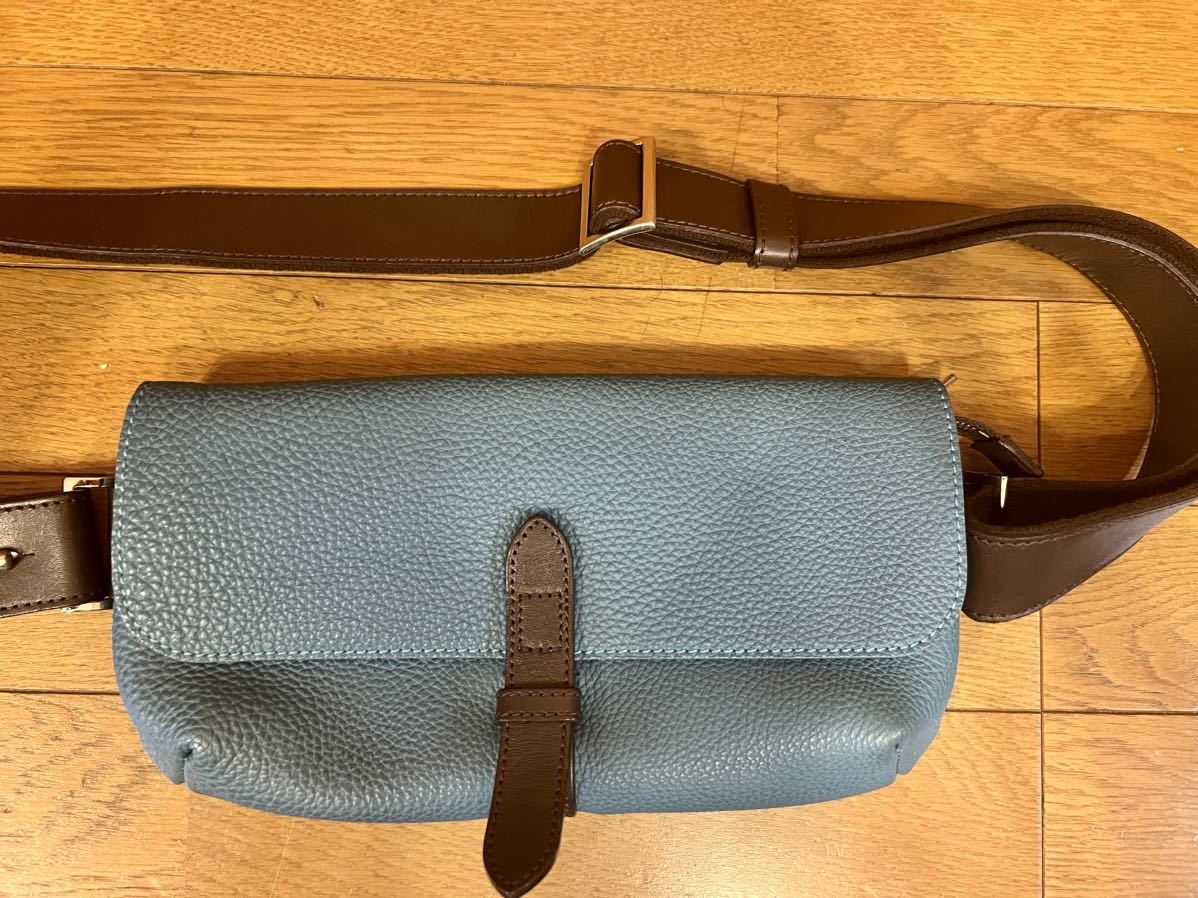 美品】ワイルドスワンズ WILDSWANS ピスト PISTO ターコイズ ブルー 