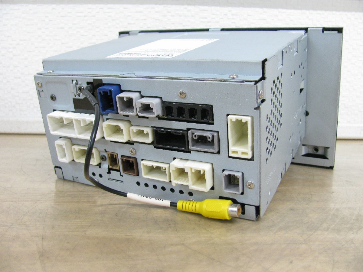 [106401-B]トヨタ純正 9インチSDナビ NSZT-Y64T Bluetooth/4ch地デジチューナー内蔵 ハンズフリー通話 新品TVアンテナ付き 地図2014年 良好 NSZT-Y64T SDナビ トヨタ DSZT | 2年保証&frasl;PL保険付トヨタ純正カーナビゲーション専用