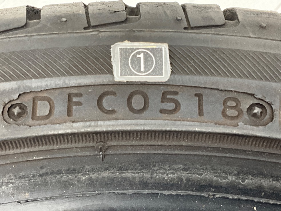 中古タイヤ 1本のみ 225/35R19 88W デイトン DT30 夏 サマー 225/35/19 カローラ/ヴォクシー/プリウス b2978 4本 88W 交換作業料込みDAYTON(デイトン)225⁄35R19 POTENZA RE-71RZ 225&frasl;35-19