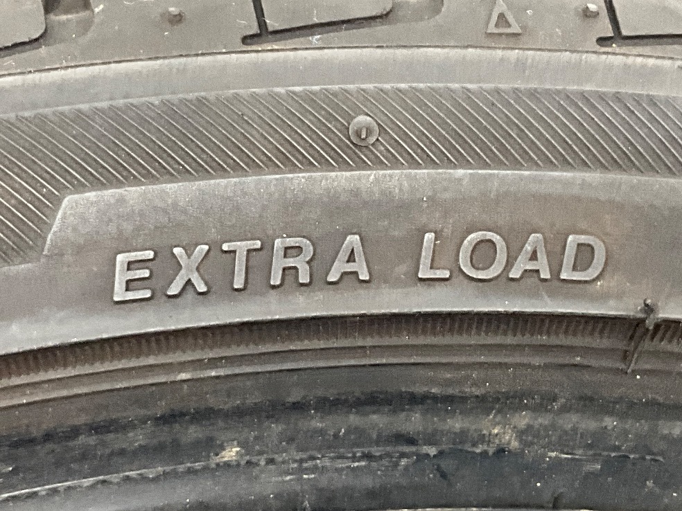 中古タイヤ 1本のみ 225/35R19 88W デイトン DT30 夏 サマー 225/35/19 カローラ/ヴォクシー/プリウス b2978 4本 88W 交換作業料込みDAYTON(デイトン)225⁄35R19 POTENZA RE-71RZ 225&frasl;35-19
