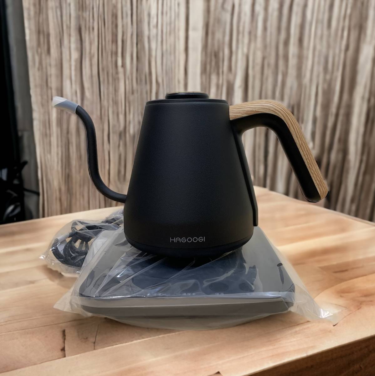 【新品未使用】BALMUDA The Pot 0.6L 電気ケトル ブラック いつでも+1％！5のつく日とゾロ目の日は+2%！】BRUNO ステンレス