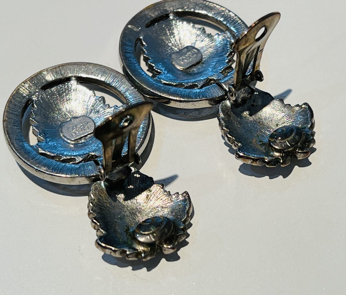 1円〜 GIANNI VERSACE ジャンニヴェルサーチ メデューサ クリップ式 
