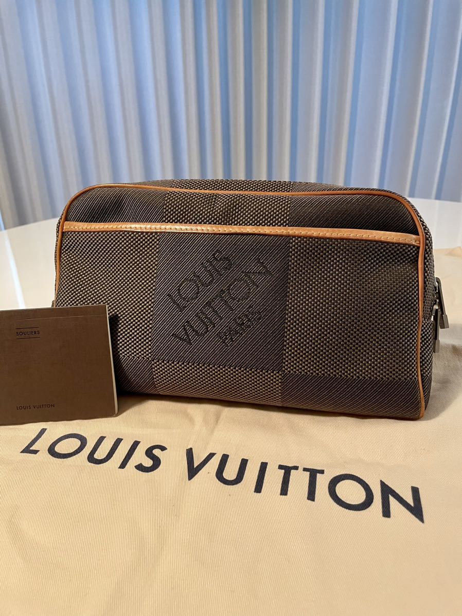 LOUIS VUITTON ルイヴィトン ダミエジェアン アクロバット ボディバッグ 斜めがけ ポシェット M93619