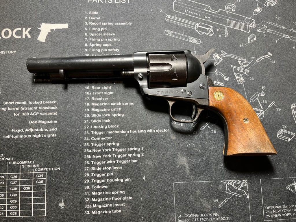 コ*郎様 タナカ SAA ガスガン5-1/2inch 木製グリップ タナカ Colt SAA 5-1/2インチ ガスリボルバー デタッチャブルモデル