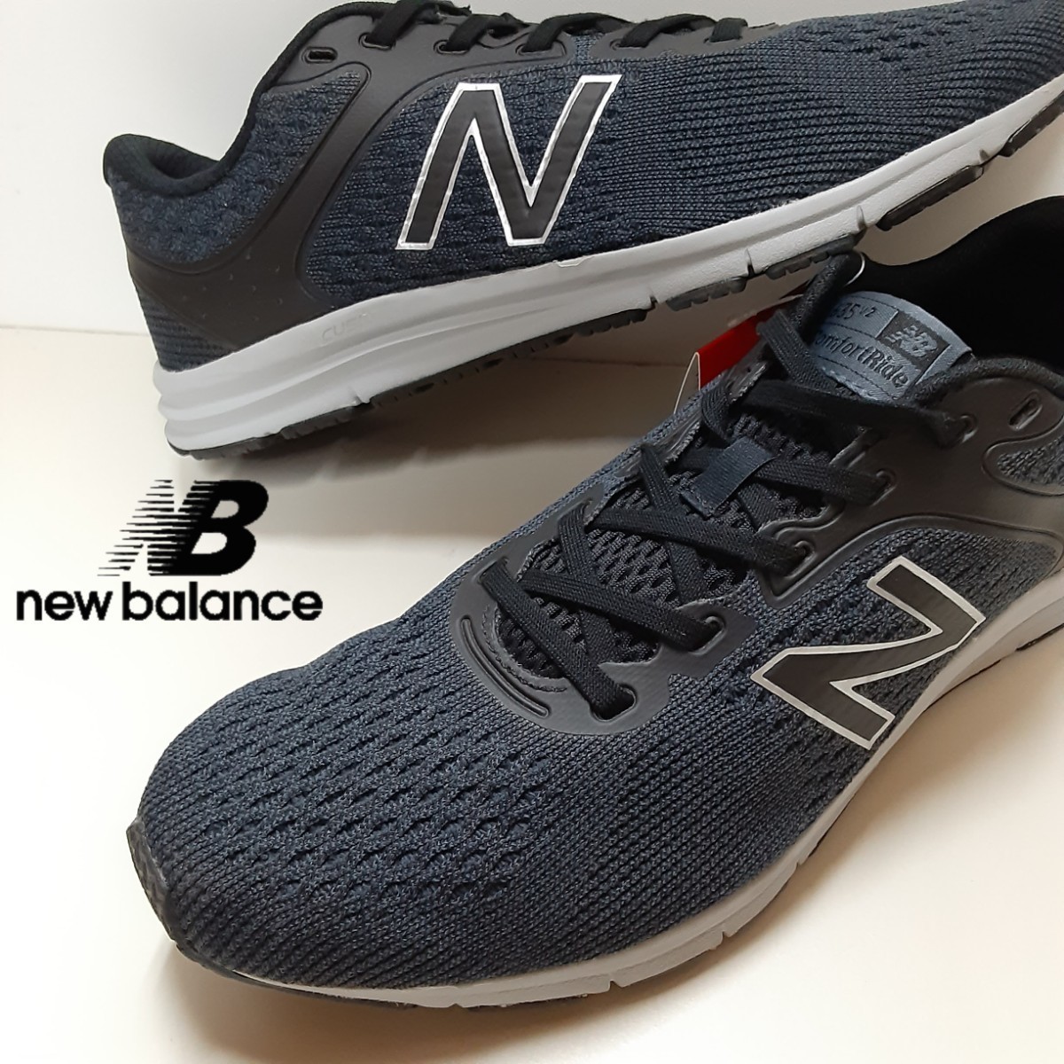 最値!新品!定7590円!履き心地抜群!名作ハイブリッドランニング!ニューバランス M635高級軽量スニーカー!完売!チャコールブラック!黒灰 26cm