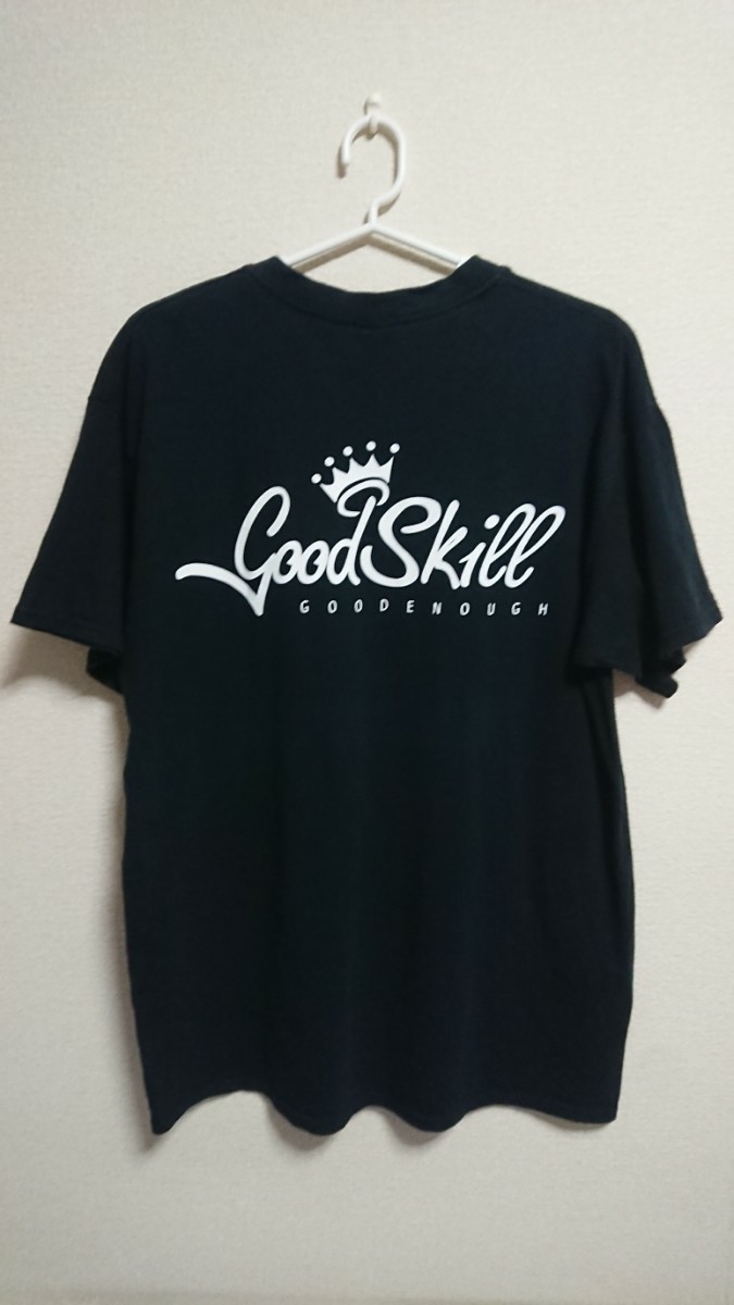 goodskillグッドスキル×GOODENOUGHグッドイナフ背ロゴプリントTシャツ 
