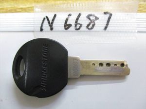G2-2　ブリヂストン　自転車　スペアキー　ディンプルキー　中古カギ　No.N6687