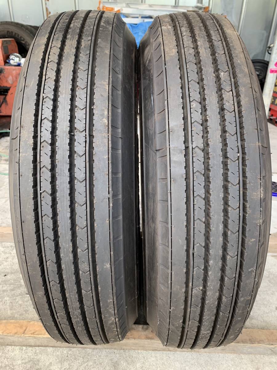  引取可能 225/80R17.5 DUNLOP SP330k 新車外し 22年製 4トントラックタイヤ 2本(タイヤ)｜売買されたオークション情報、yahooの商品情報をアーカイブ公開 - オークファン タイヤ