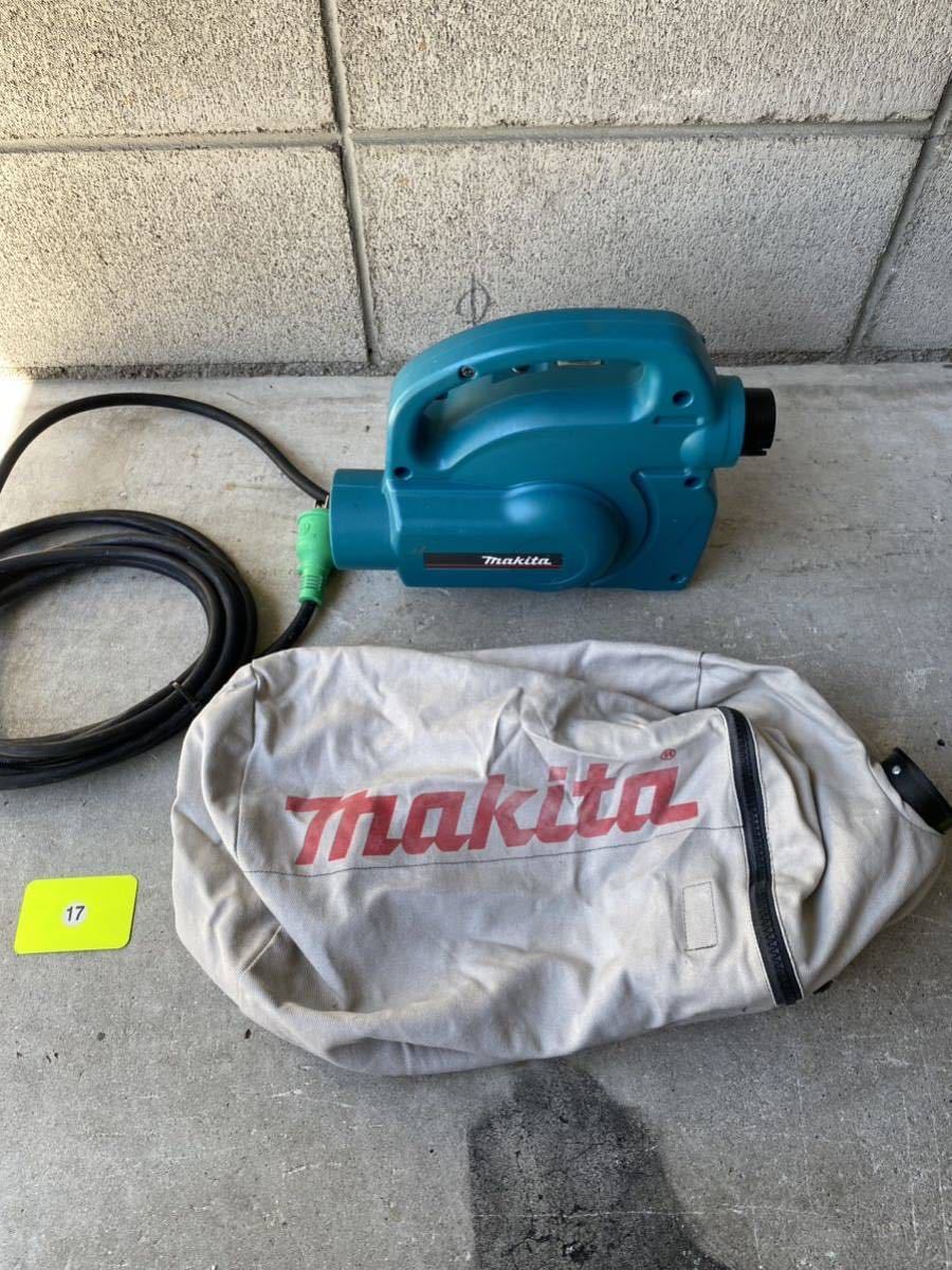 17 マキタ　小型集じん機　450 makita