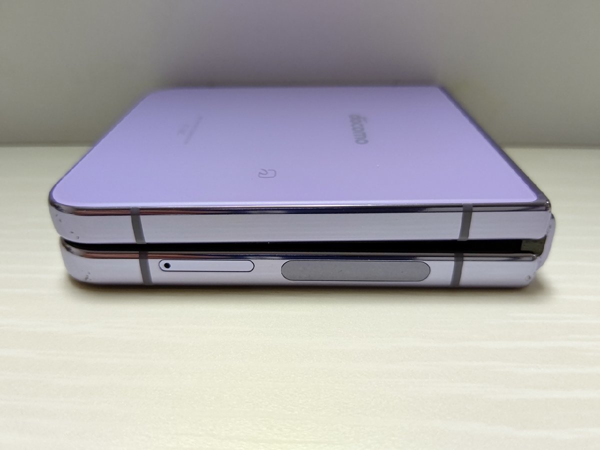 ☆【33326WM】 ジャンク docomo SC-54C SAMSUNG Galaxy Z flip 4 ボラ