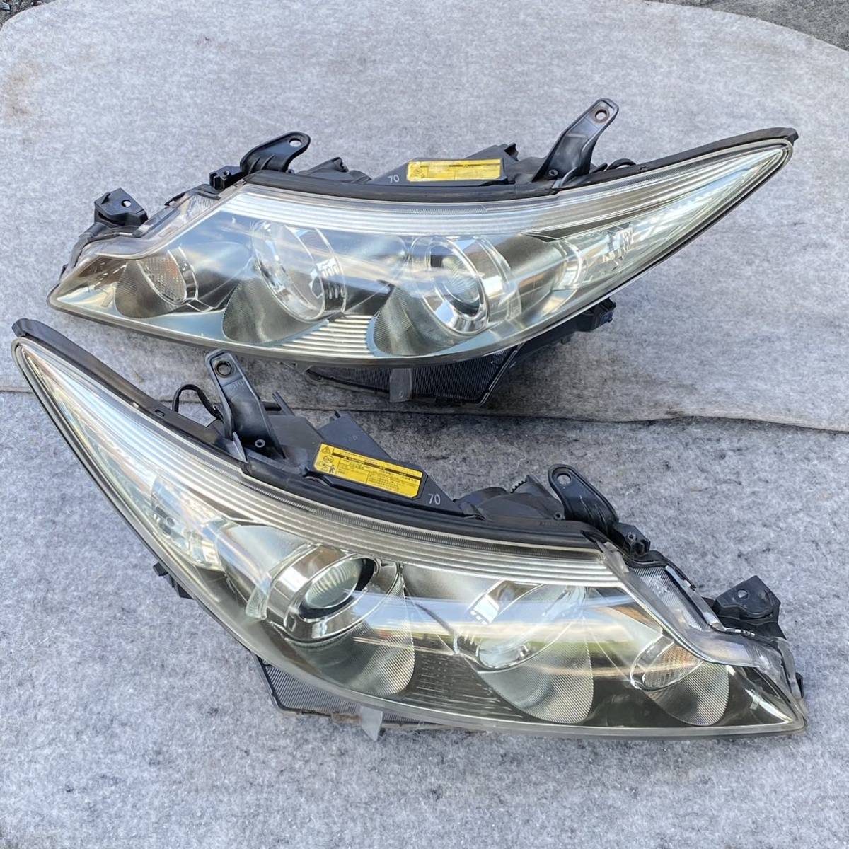 トヨタ エスティマ 50系 後期 中期 純正 ヘッドライト 左右28-217