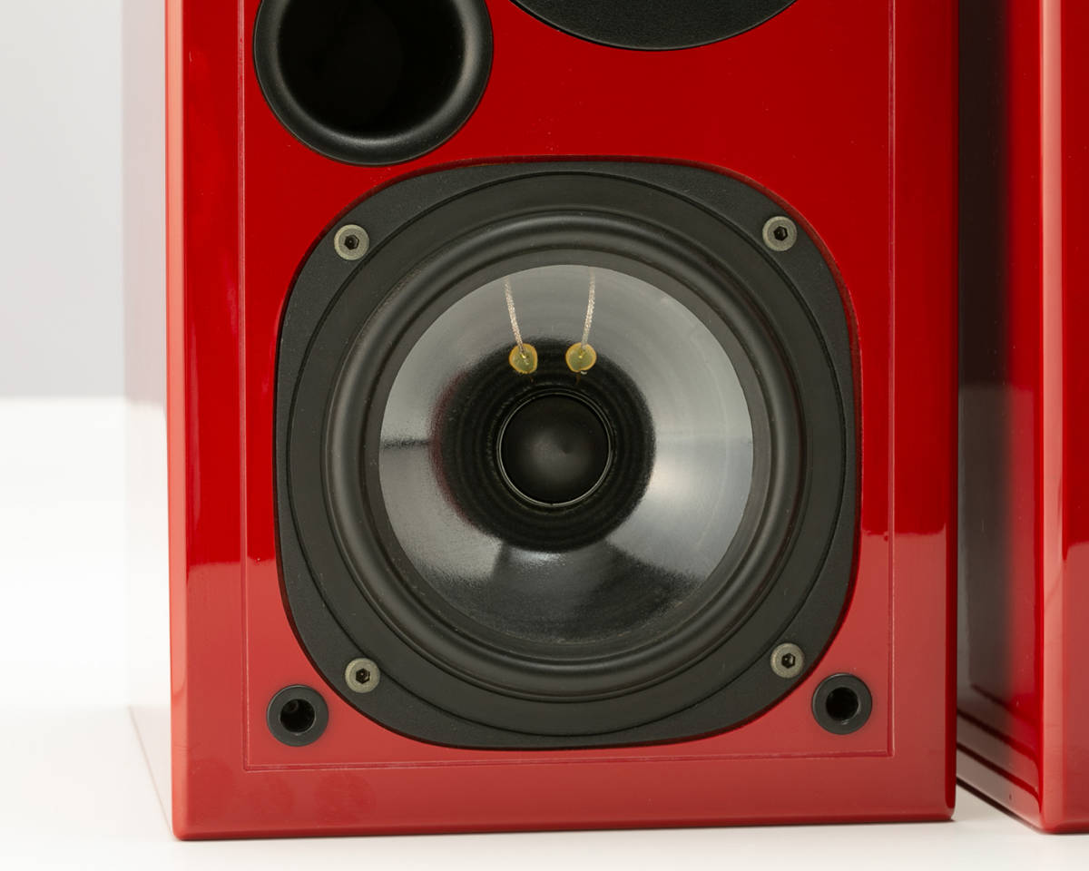 USHER アッシャー S-520 Signature レッド スピーカー 艶のある赤色 美
