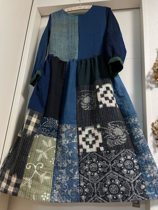 手作り 綿色々 藍 型染め 刺し子 ワンピース 藍 綿色々 刺し子 似合っ