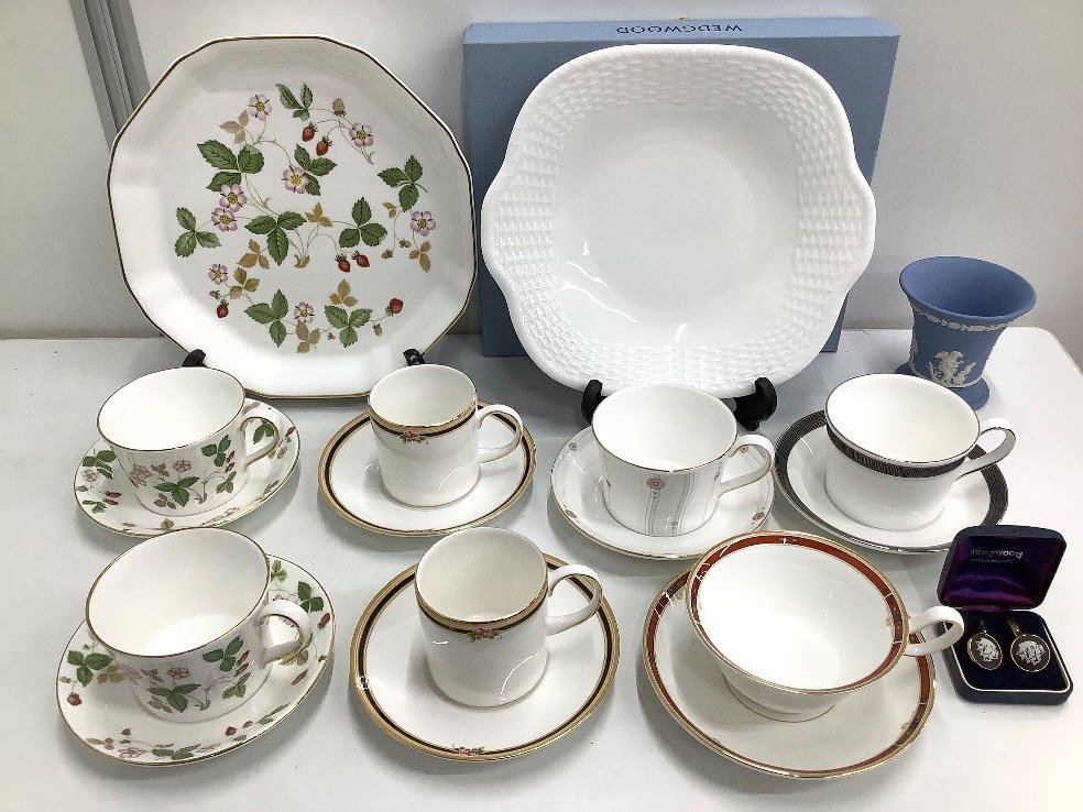 ストロベリー ワイルド ワイルドストロベリー カジュアル|WEDGWOOD公式