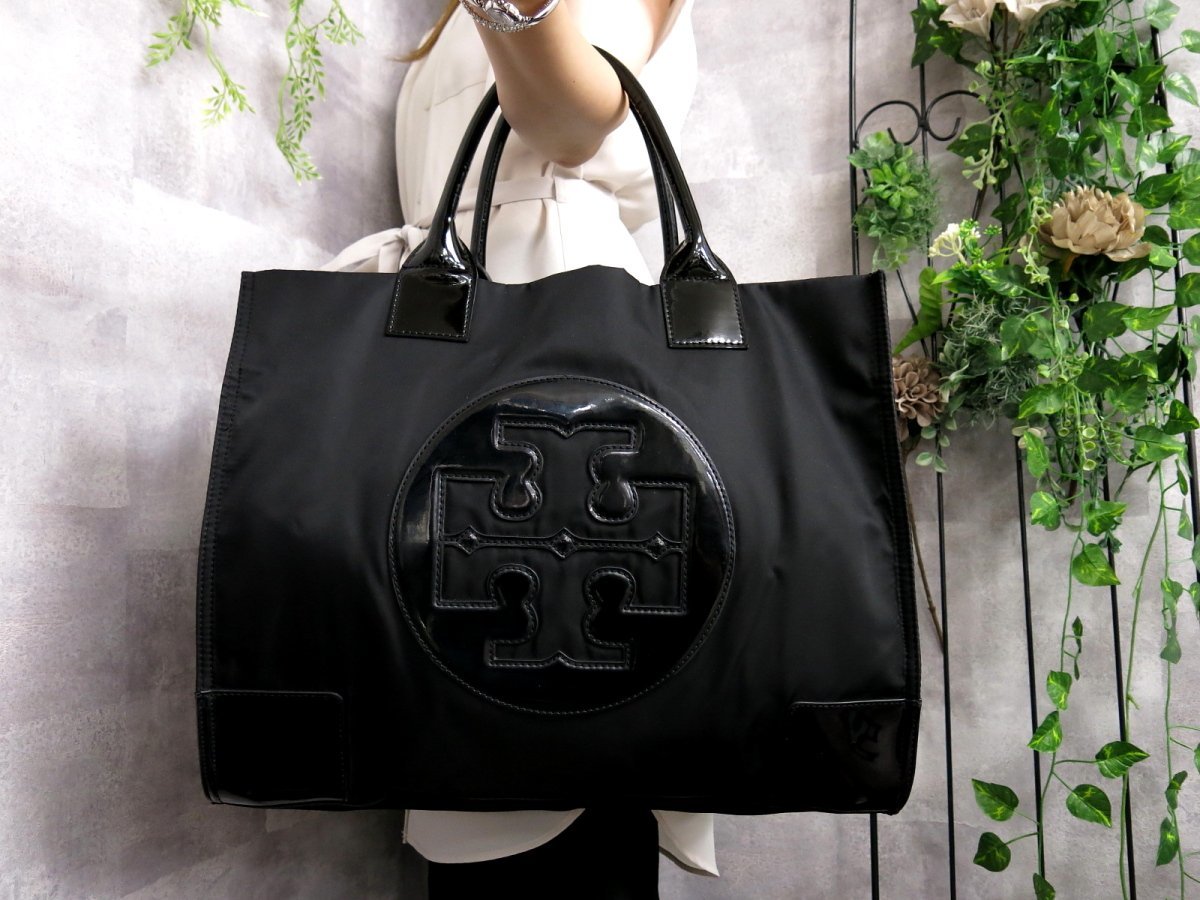 人気激安 超美品○TORY BURCH トリーバーチ○エラ○ナイロン エナメル 