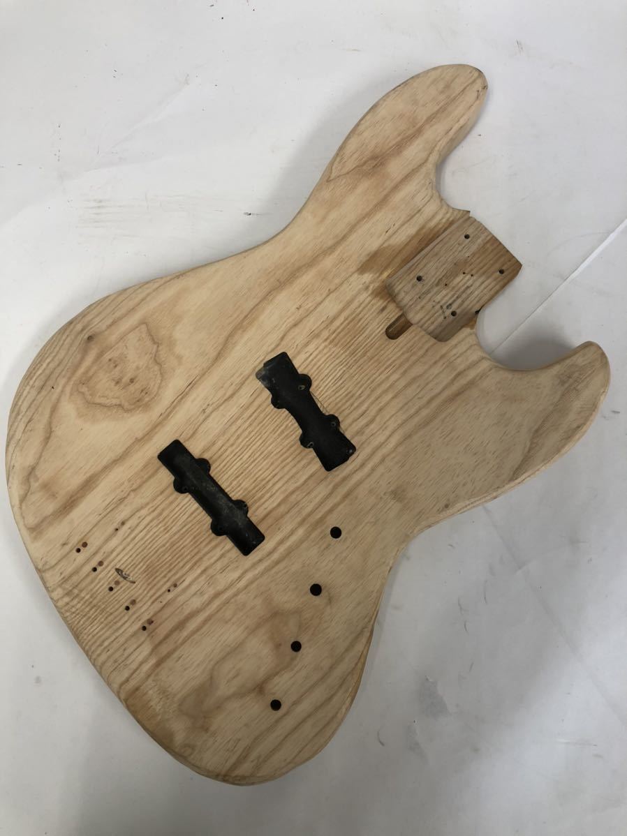 BASS ベース エレキベース 木材 BODY ボディ 未塗装 弦楽器 楽器 PGM製　中古