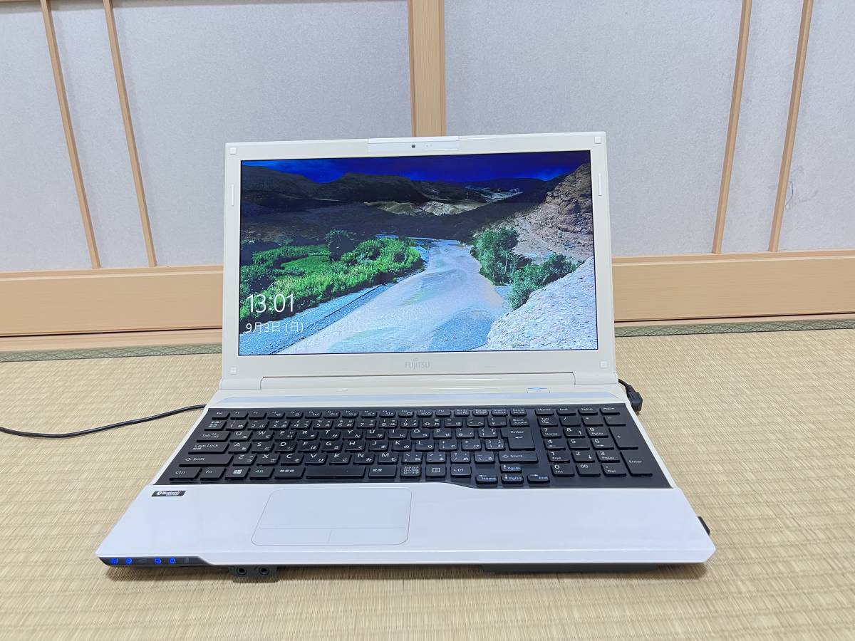 1円～ ○富士通 LIFEBOOK S936/P / Core i5 6300U (2.40GHz) / メモリ