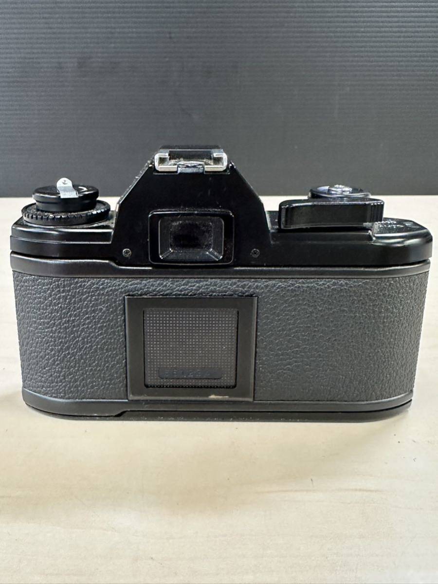 Nikon ニコン EM NIKKOR 50mm 1:1.8 一眼レフカメラ フィルムカメラ EM