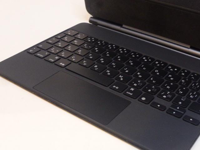 Apple純正 iPad Magic Keyboard MXQT2J/A ブラック/11インチ