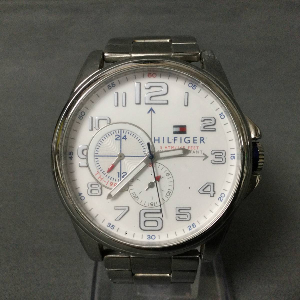 5509/8 GJ51858 TOMMY HILFIGER TH-1985 クォーツ メンズ クロノグラフ 