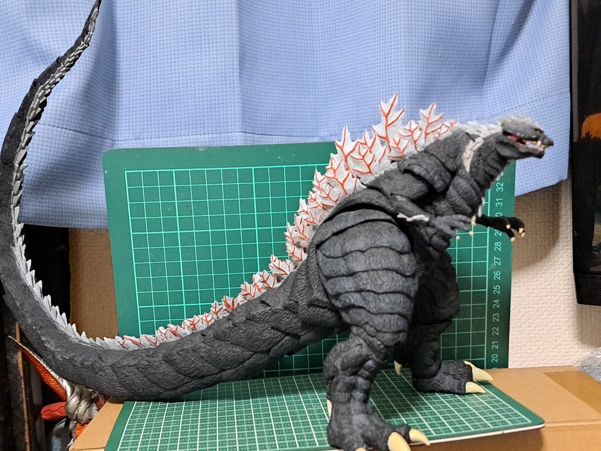 ジャンク品 モンスターアーツ ゴジラウルティマ本体のみ 交換頭部あり 