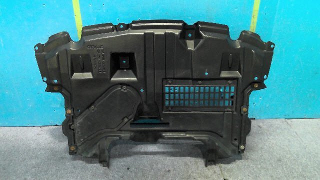 7kurudepa アクア DAA-NHP10 エンジン アンダー カバー 51451-52031 個人宅発送不可商品 [ZNo:05021062] 161773