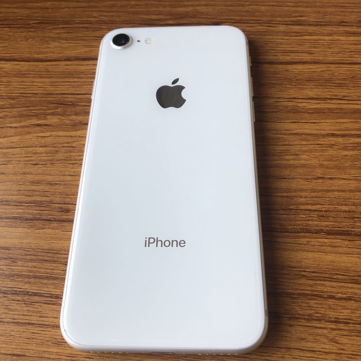 アイフォン バッテリー79% SIMフリー iphone8 iPhone8 SIMフリー 64GB