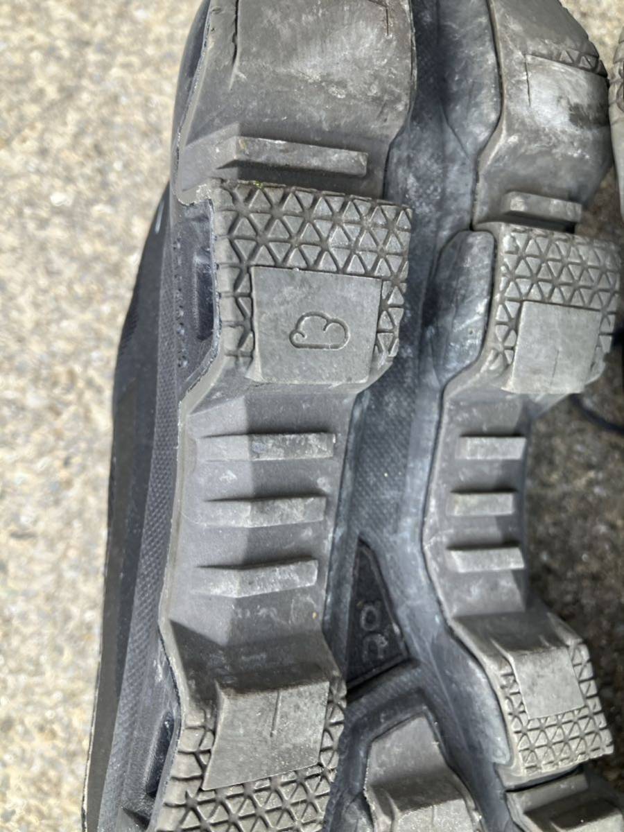 on クラウドベンチャー　ウィメンズ　25.5cm ウォータープルーフ　ランニングシューズ　トレイルランニング_7