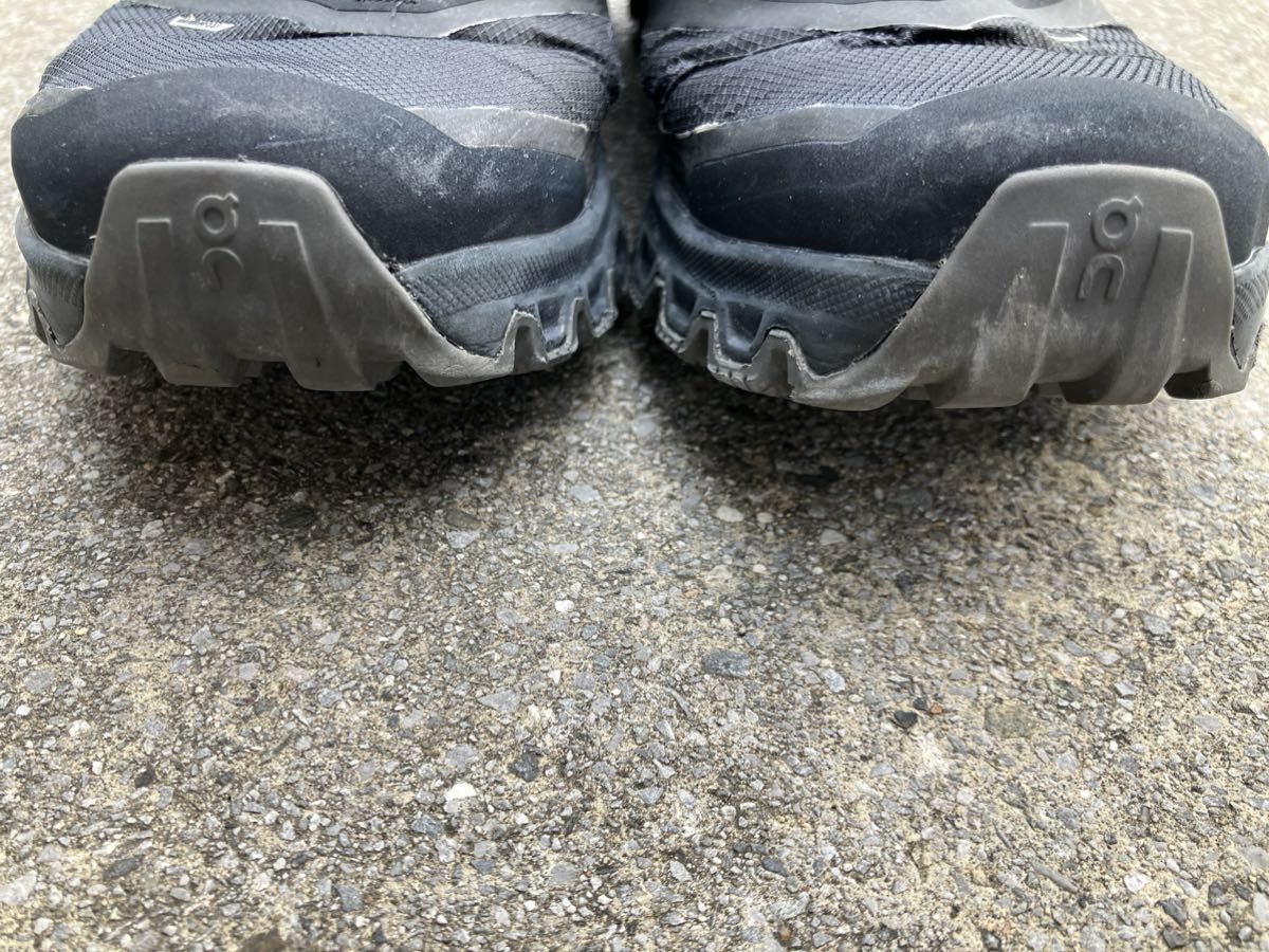 on クラウドベンチャー　ウィメンズ　25.5cm ウォータープルーフ　ランニングシューズ　トレイルランニング_9
