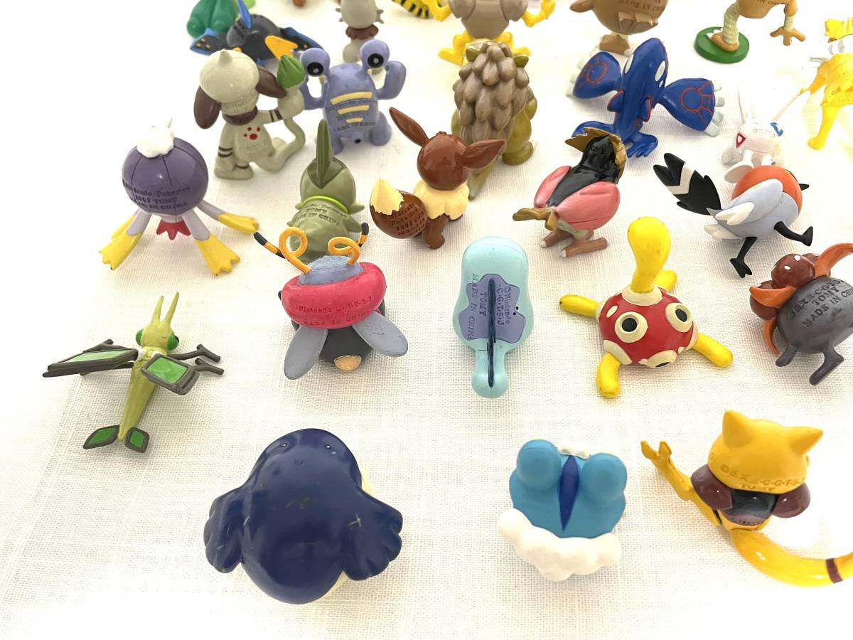 モンコレ　ビブラーバ ポケモン モンコレ トゲチック/ビブラーバ/ツボツボ 等 30個セット g