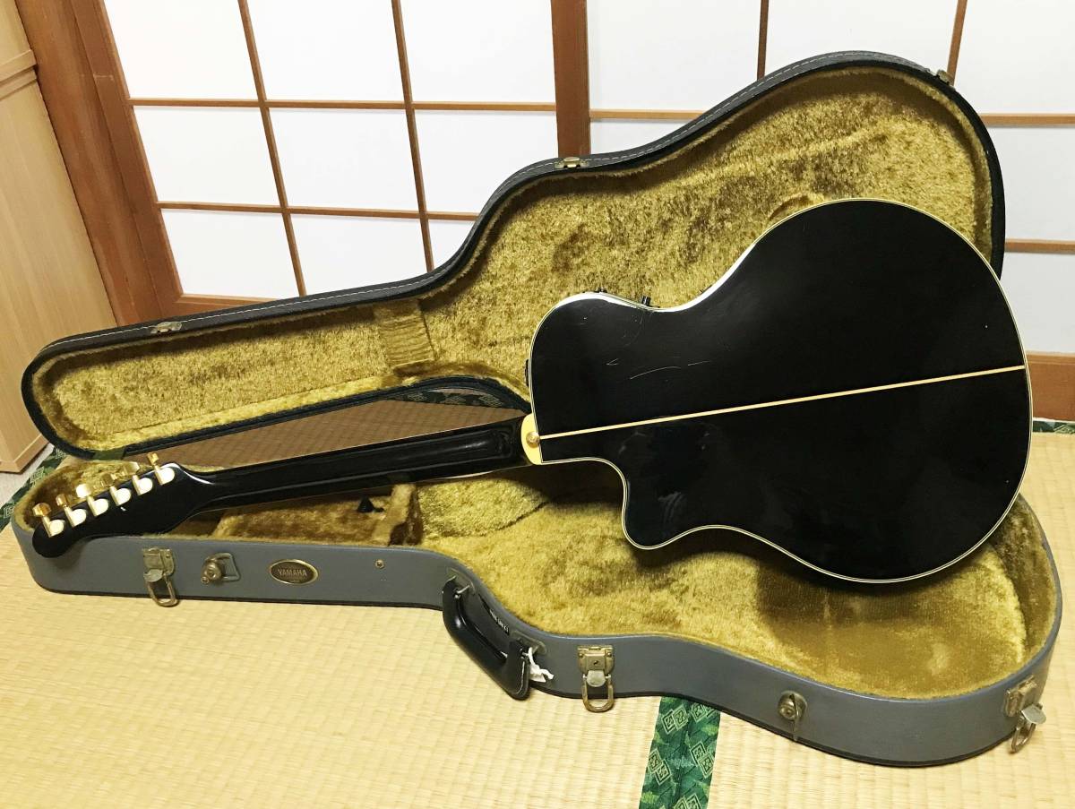 MODEL 長渕剛 - の落札相場 YAMAHA ハードケース付 APX-15SPL | 良品 