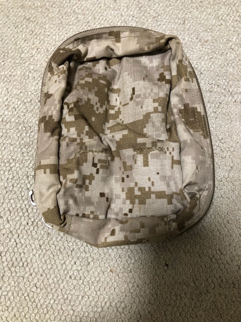 eagle AOR1 白パル Dタグ ハイドレーションポーチ　lbt DIG2 AOR1 Eagle Industries EAGLE AOR1 MEDICAL POUCH OLD GEN 白パルス