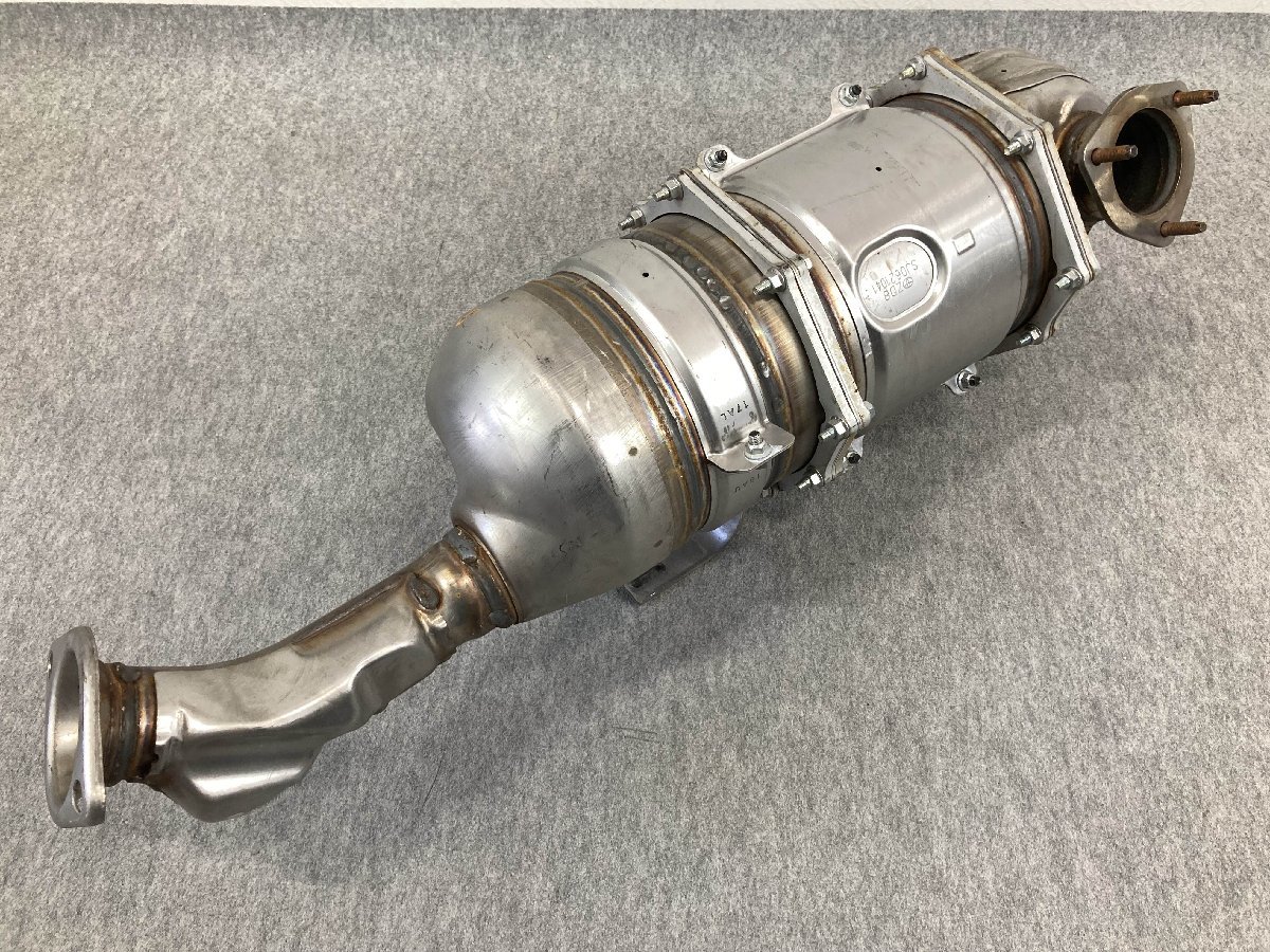 美品 XZC675 ダイナ 純正 触媒 ショクバイ キャタライザー ZD8