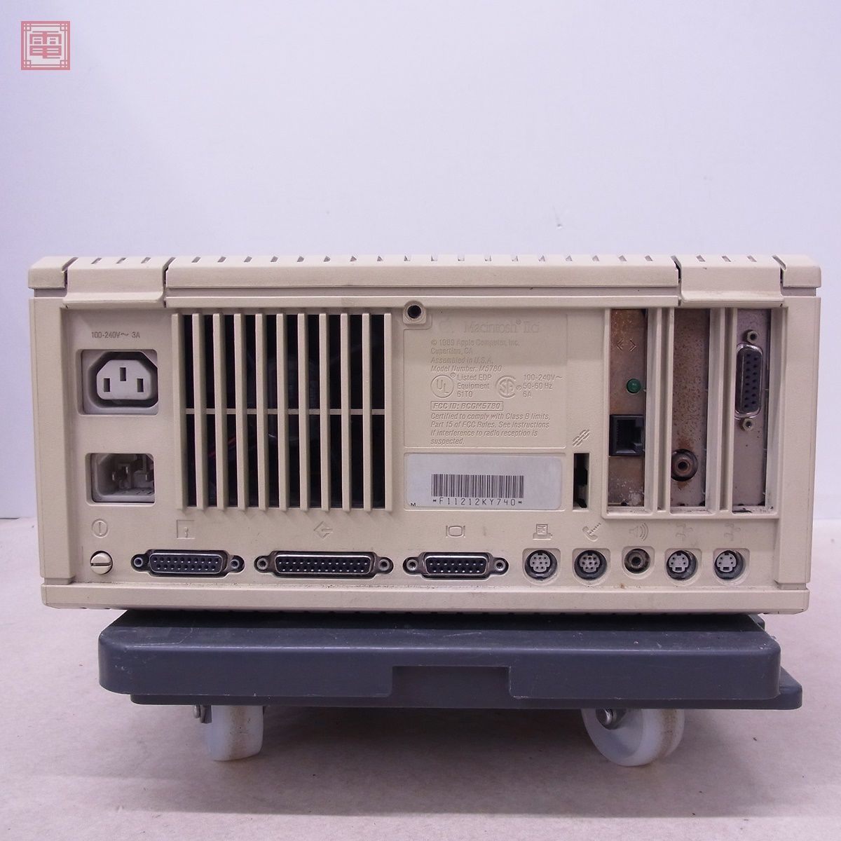 Apple Macintosh IIci M5780 本体のみ 通電のみ確認 HDDなし アップル
