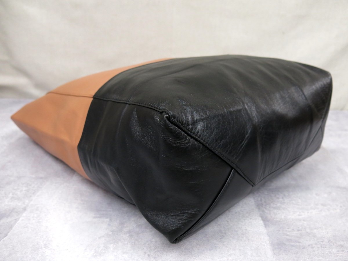 ○超美品○CELINE セリーヌ○ホリゾンタルカバ○バイカラー○カーフ 